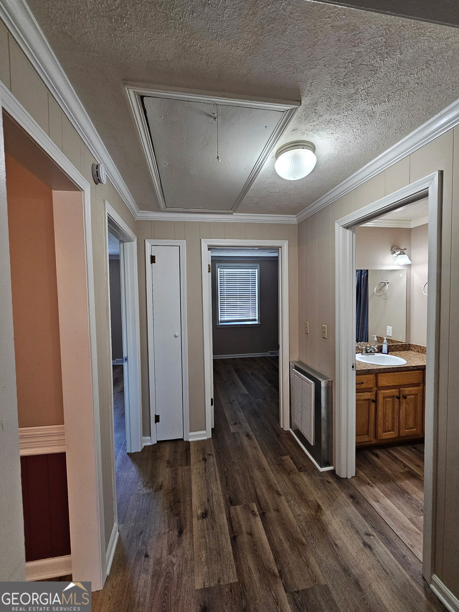372 Smith Street Property Photo 12