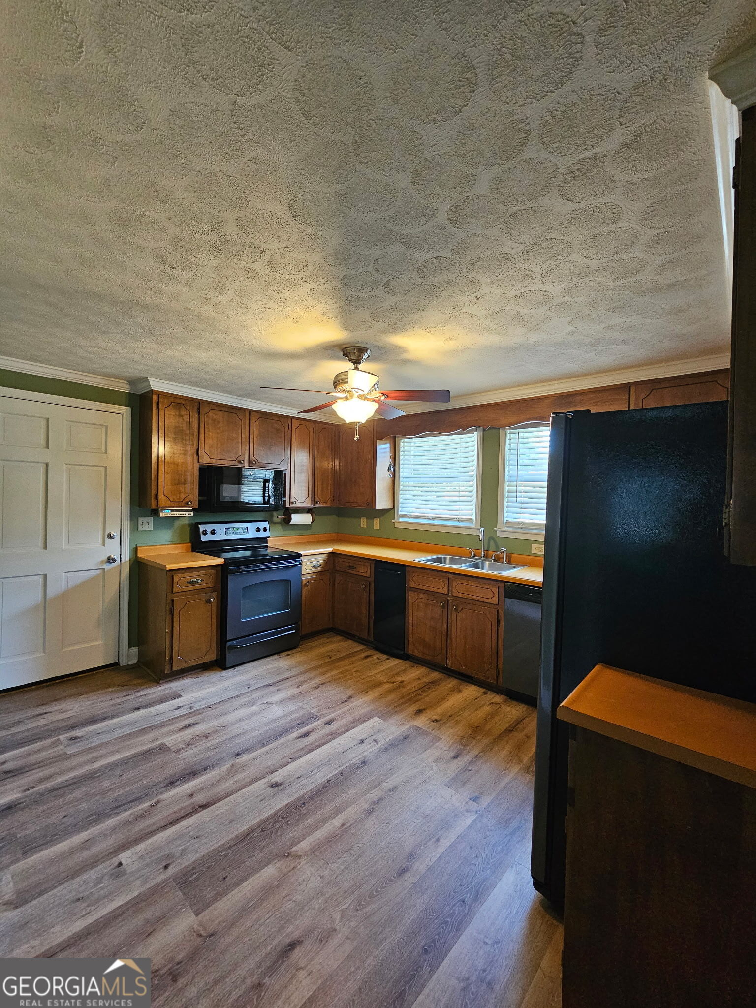 372 Smith Street Property Photo 18