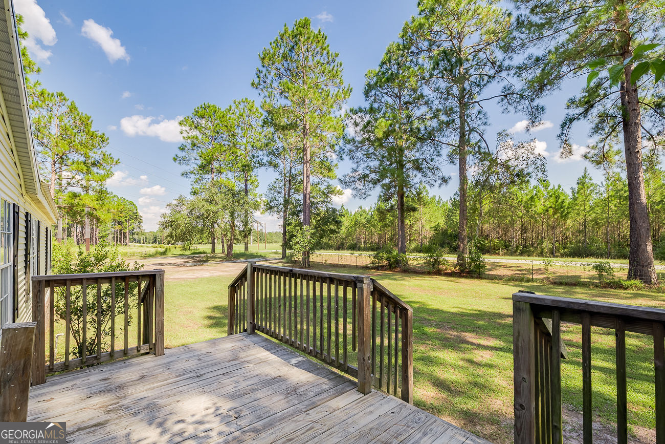 1577 Stillwell Road Property Photo 4