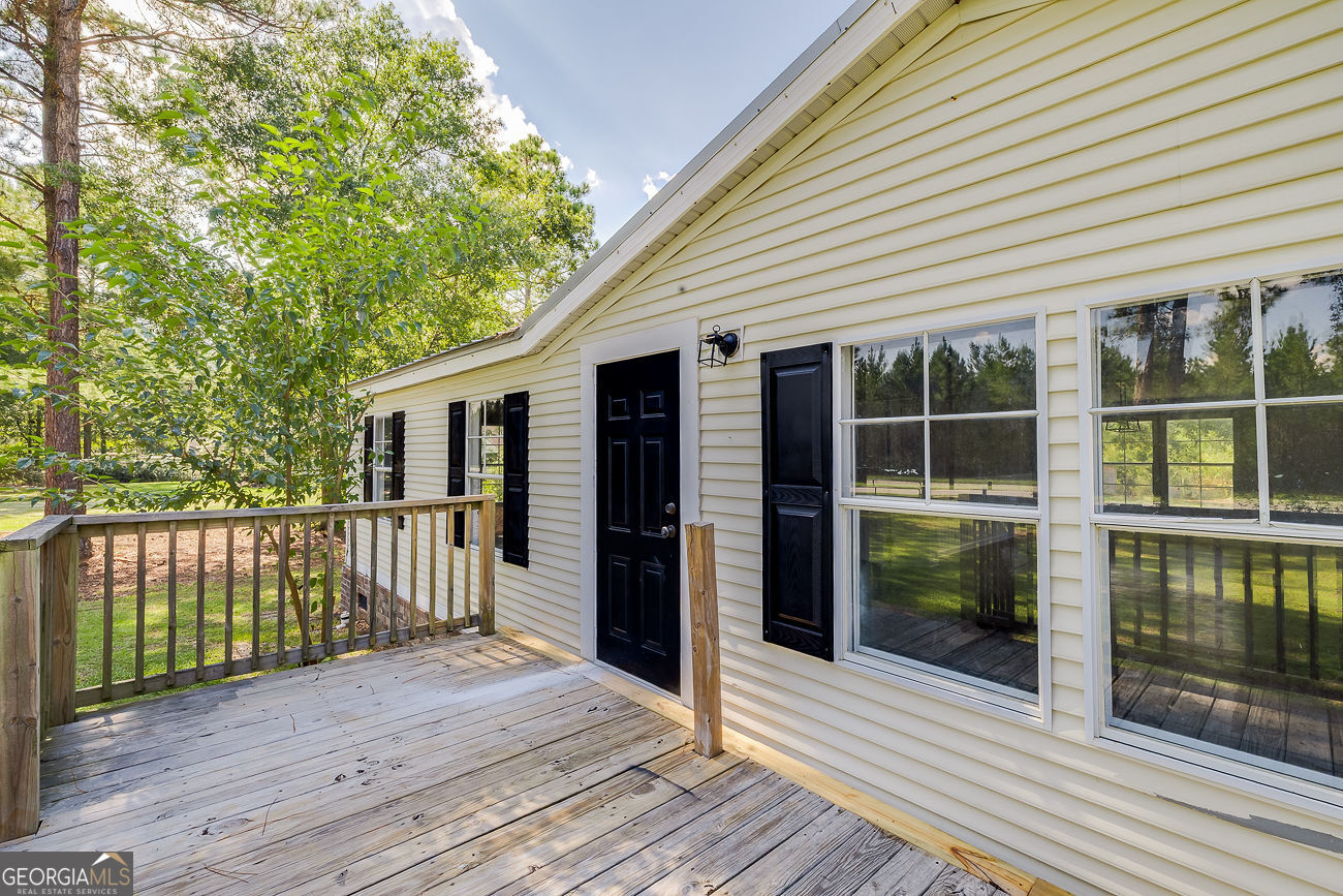 1577 Stillwell Road Property Photo 5