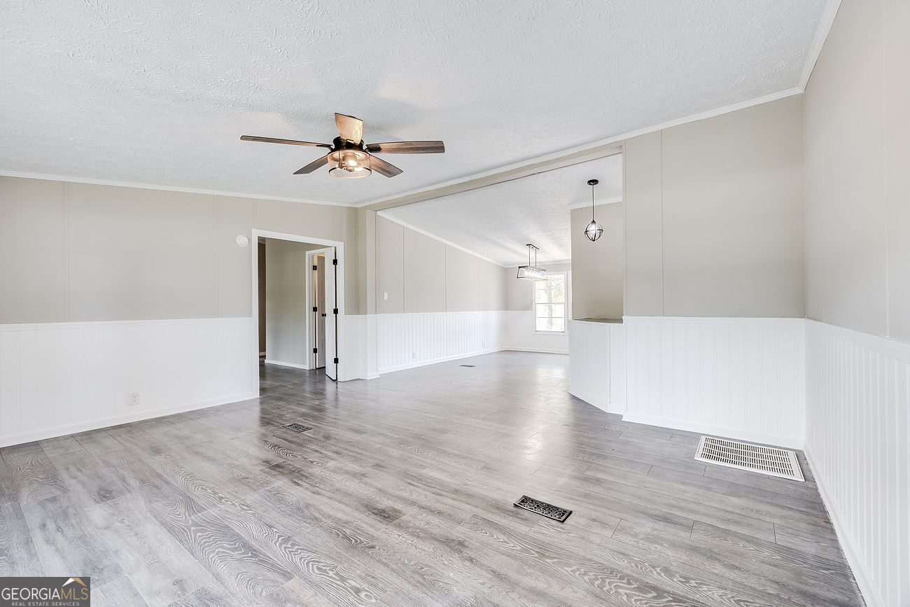 1577 Stillwell Road Property Photo 7