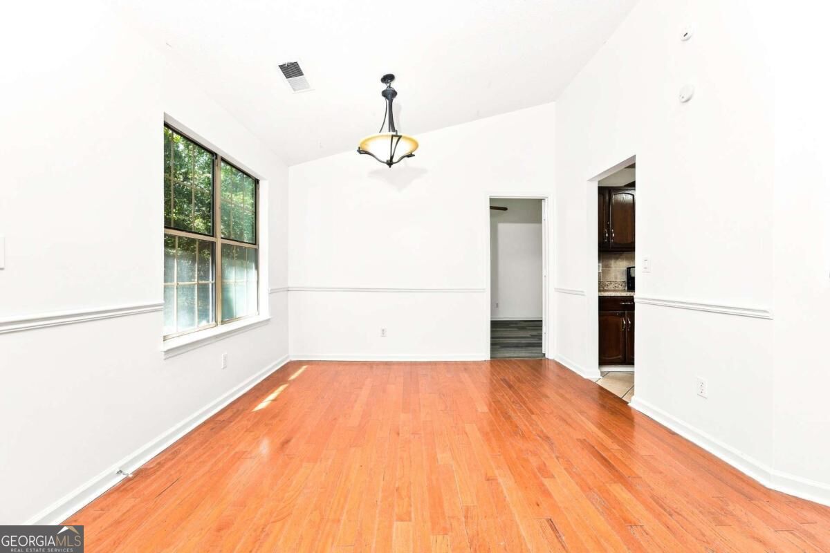 3061 Herscu Way Property Photo 6