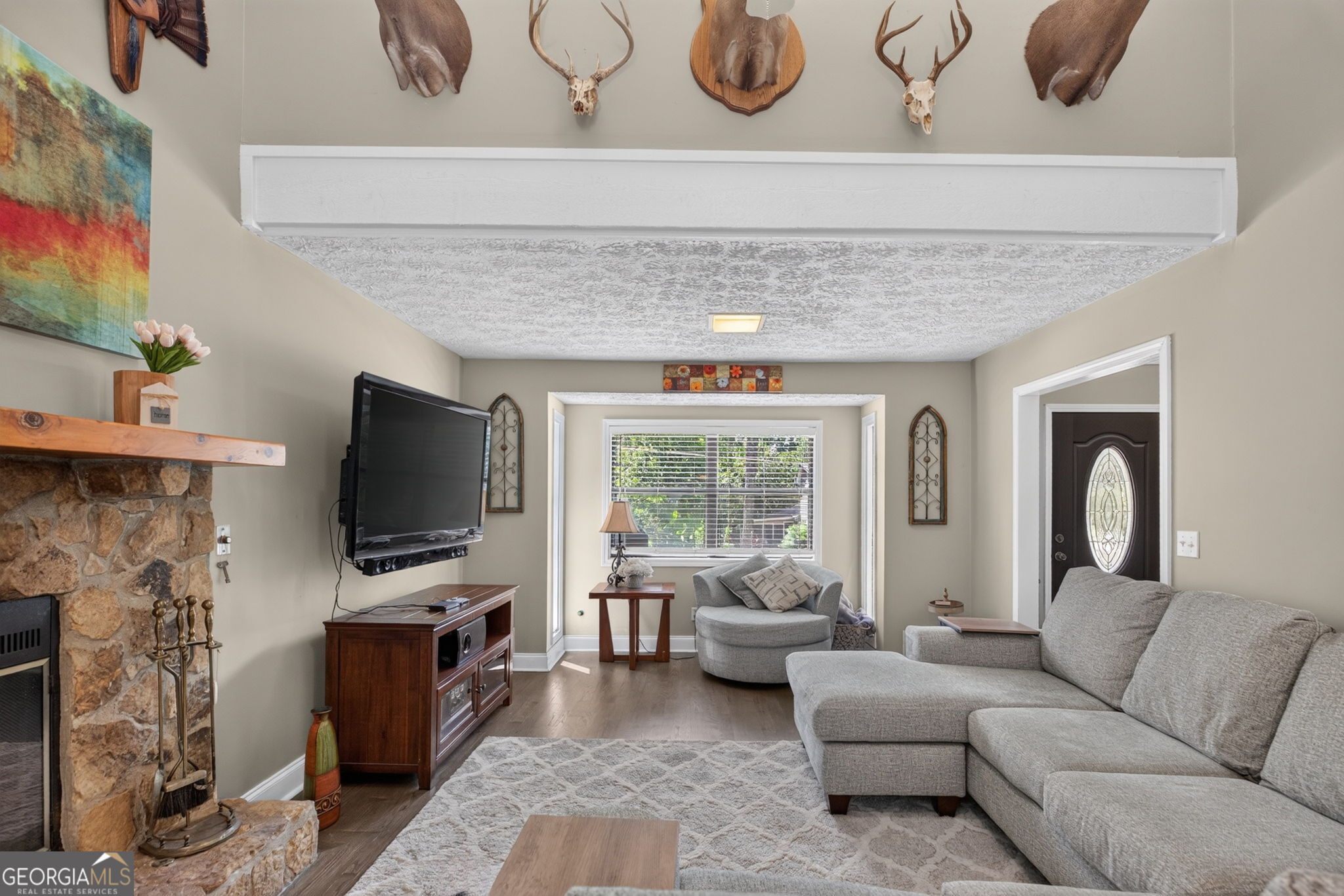 6164 Pinedale Lane Property Photo 4