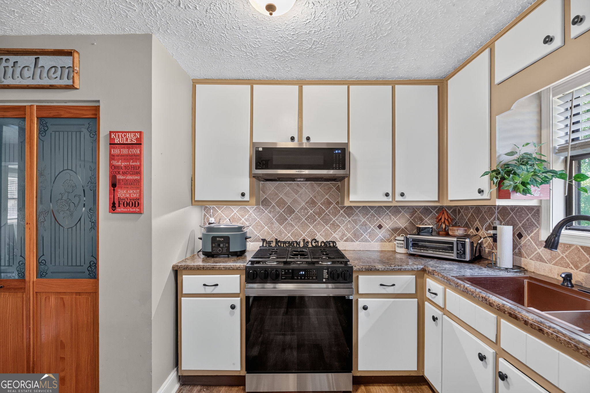 6164 Pinedale Lane Property Photo 12