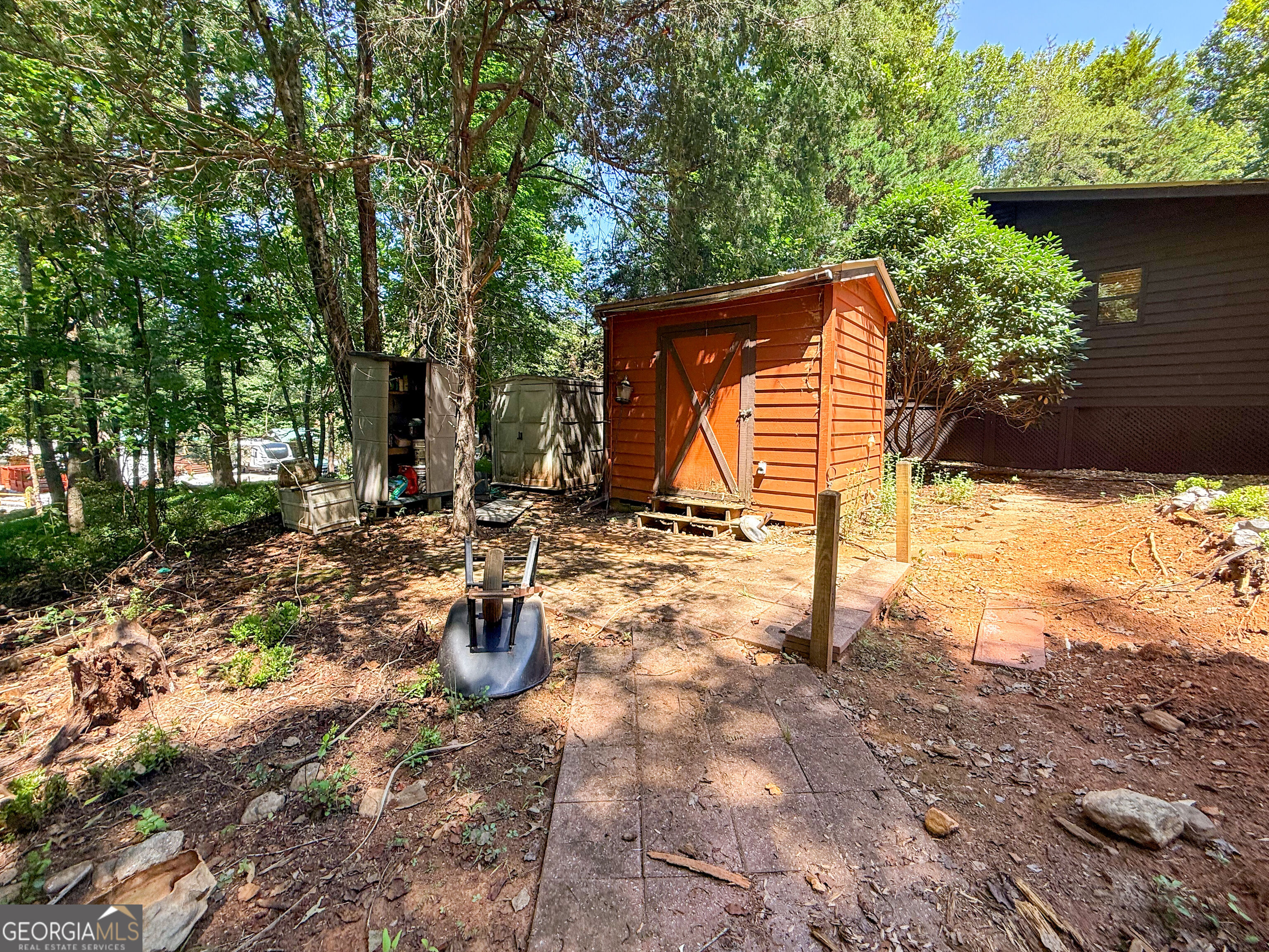 100 Campfire Drive Property Photo 15