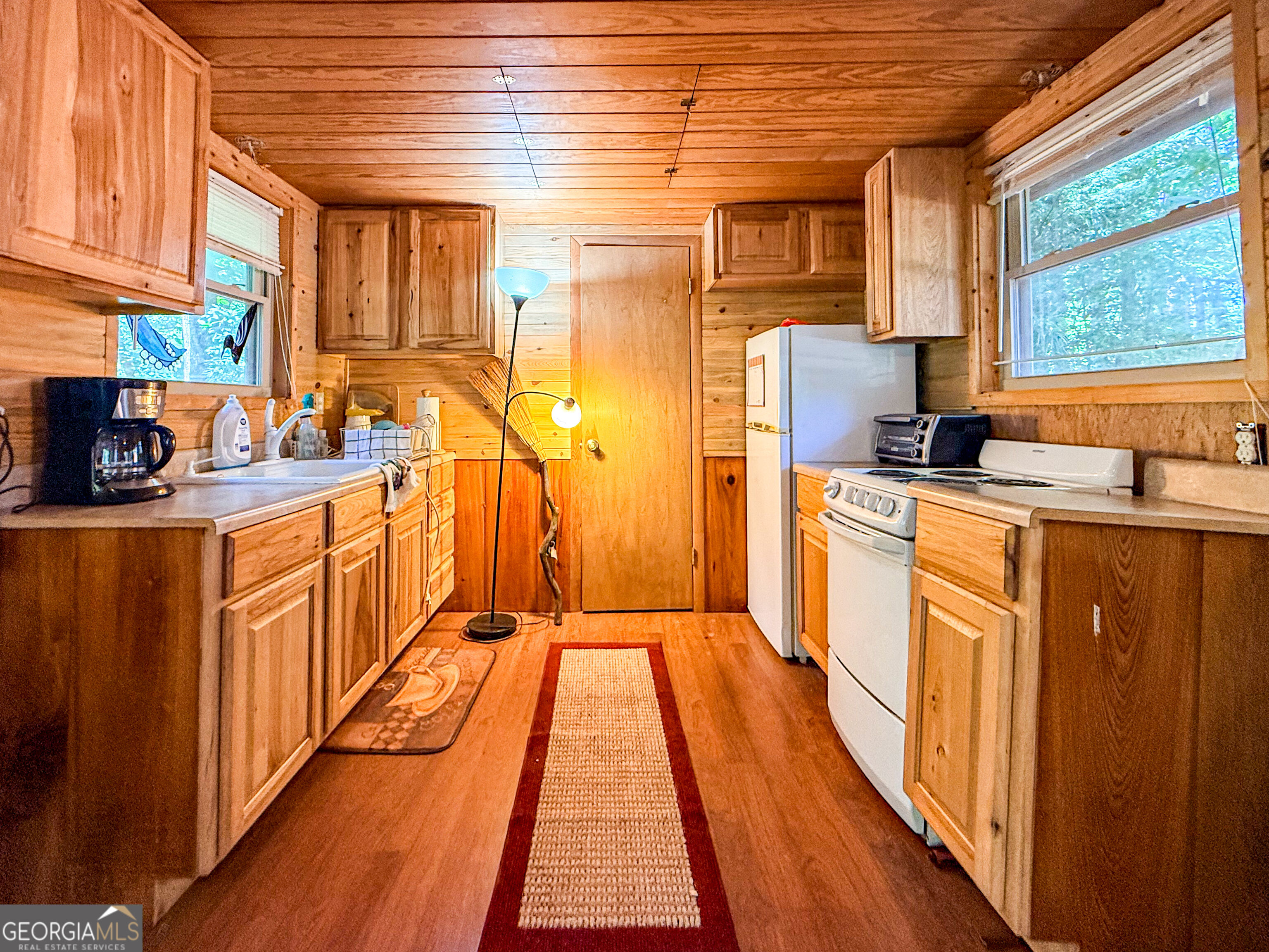 100 Campfire Drive Property Photo 21