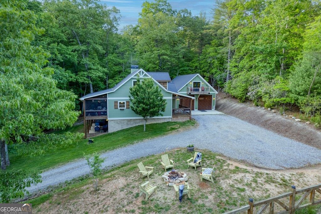 481 Mountain Top Drive Property Photo 2
