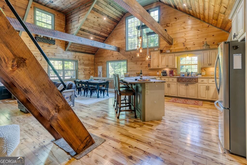 481 Mountain Top Drive Property Photo 14