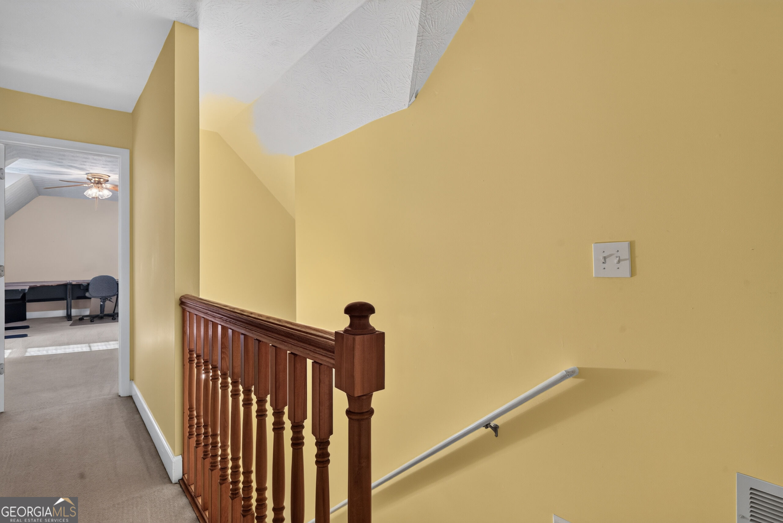 3130 Harold Way Sw Property Photo 40