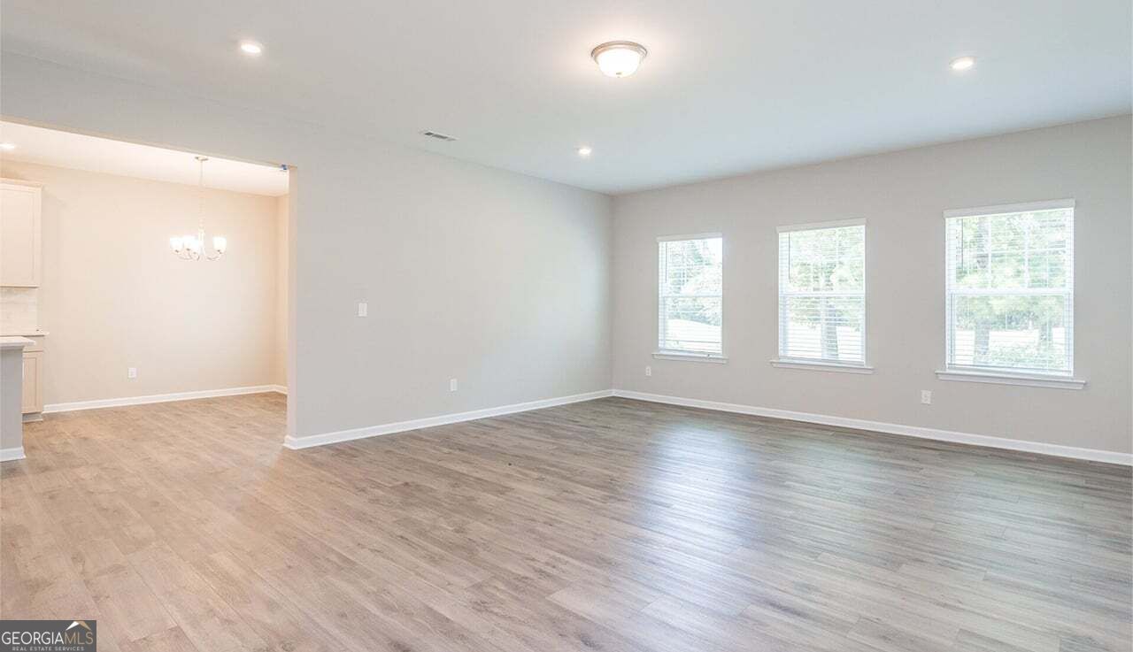 5020 Cecelia Drive Property Photo 11