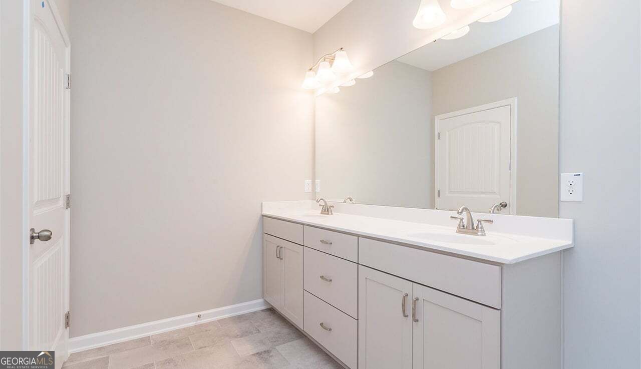 5020 Cecelia Drive Property Photo 16