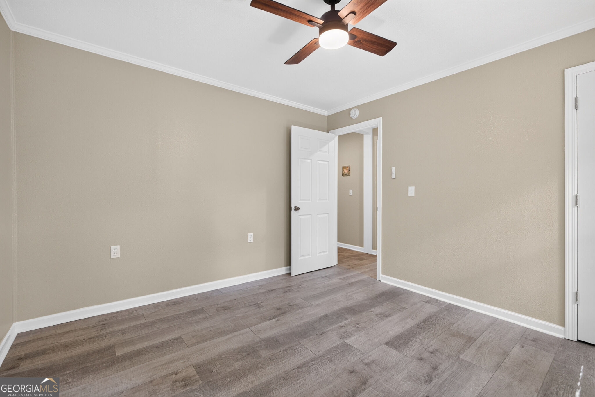 205 Elm Street Property Photo 17