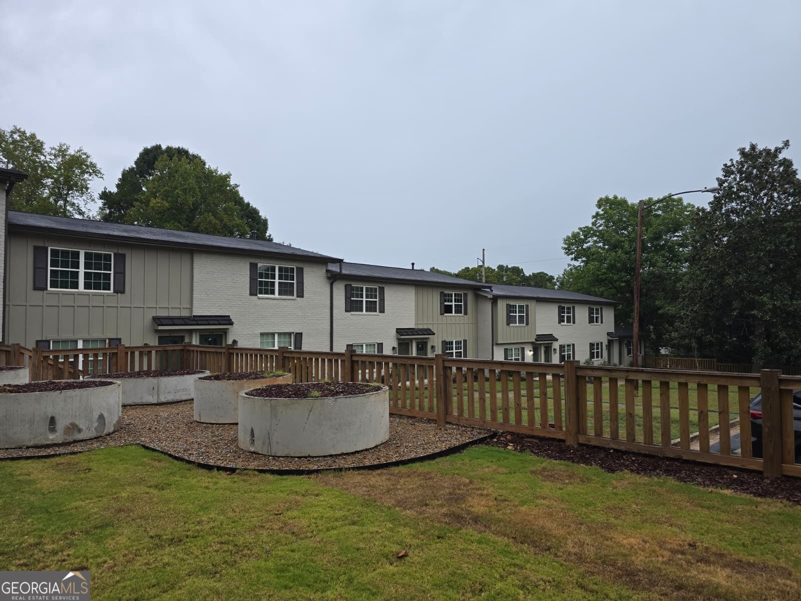 1609 Line Street Property Photo 2