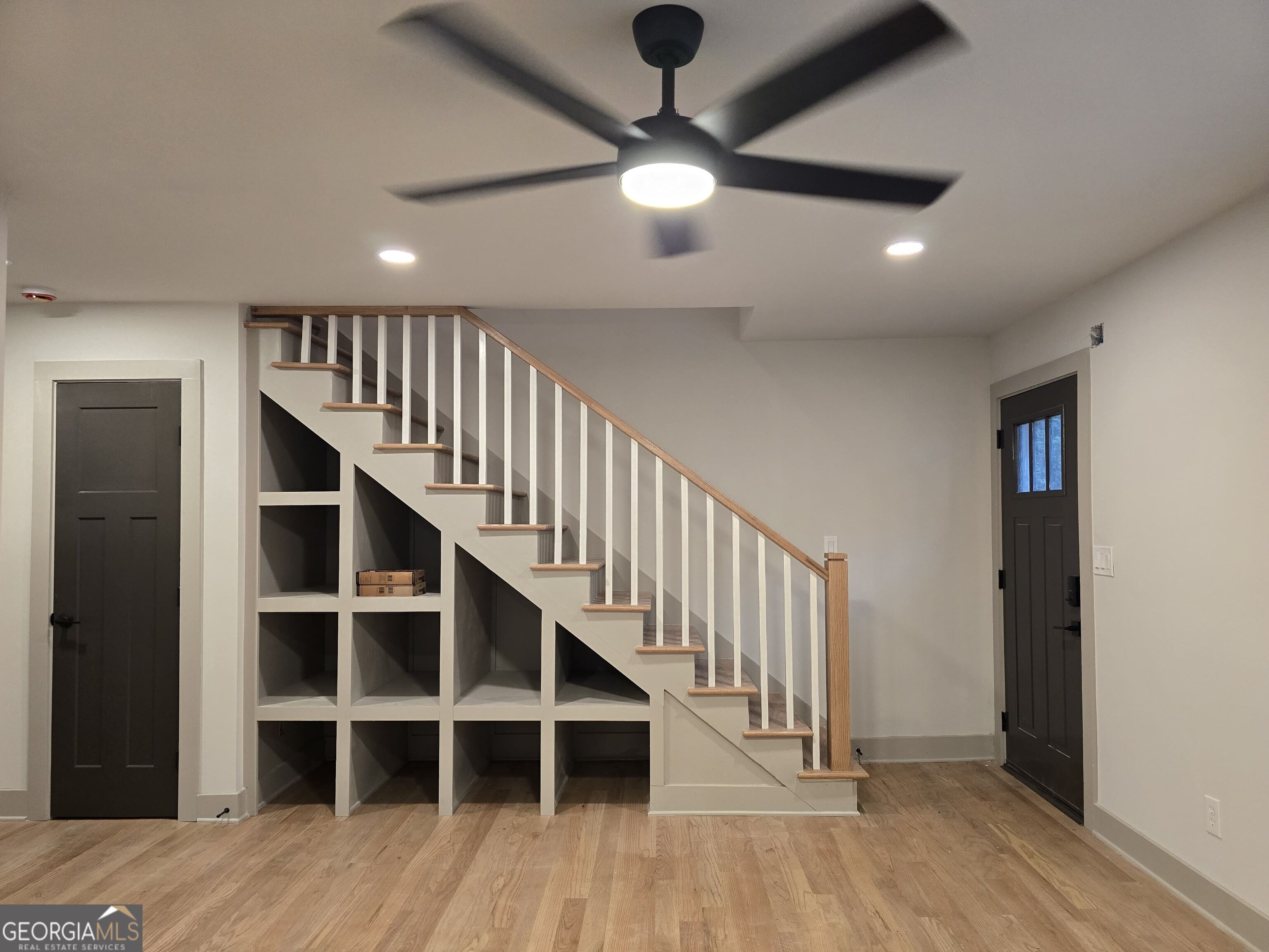 1609 Line Street Property Photo 8