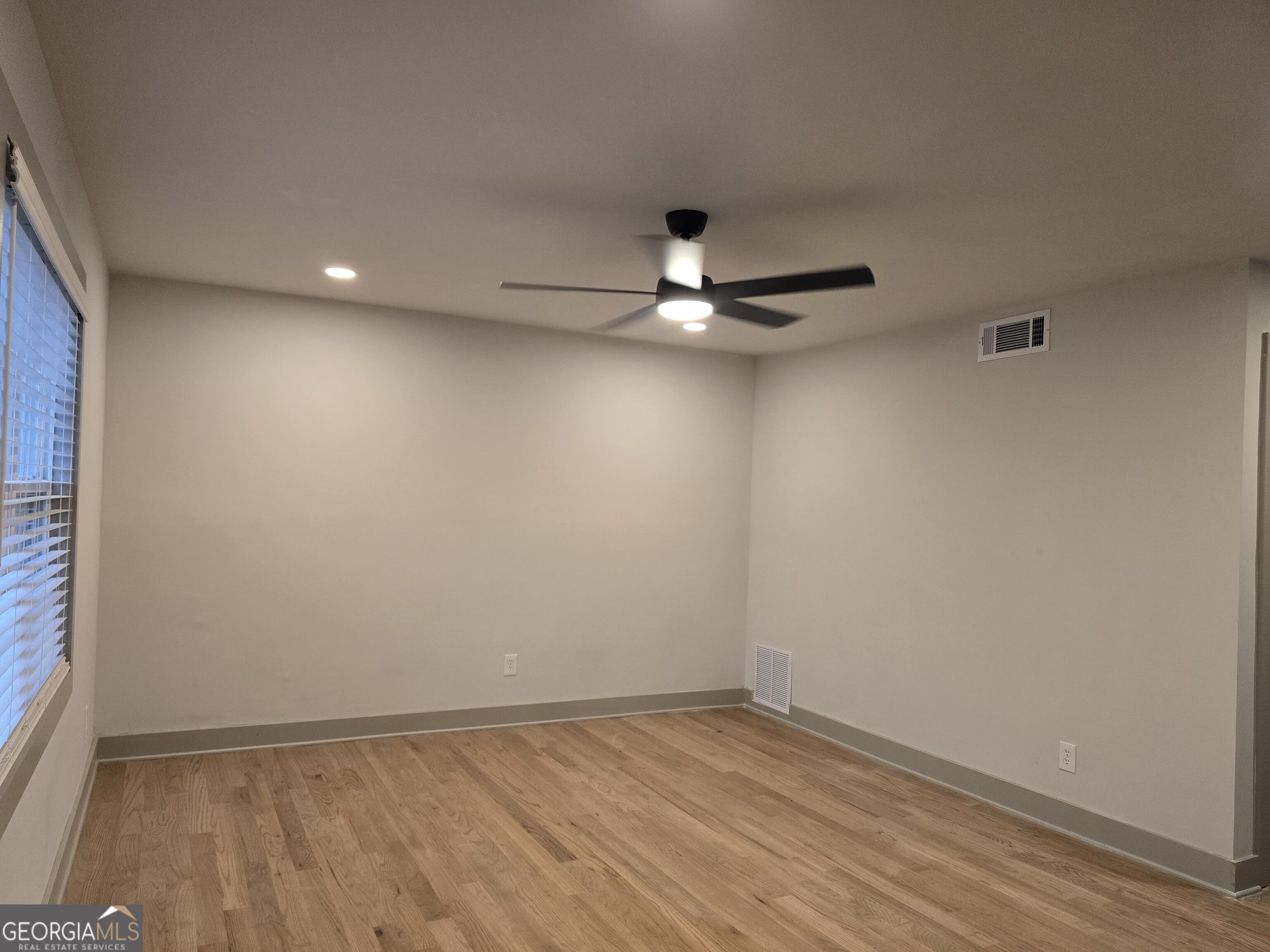 1609 Line Street Property Photo 14