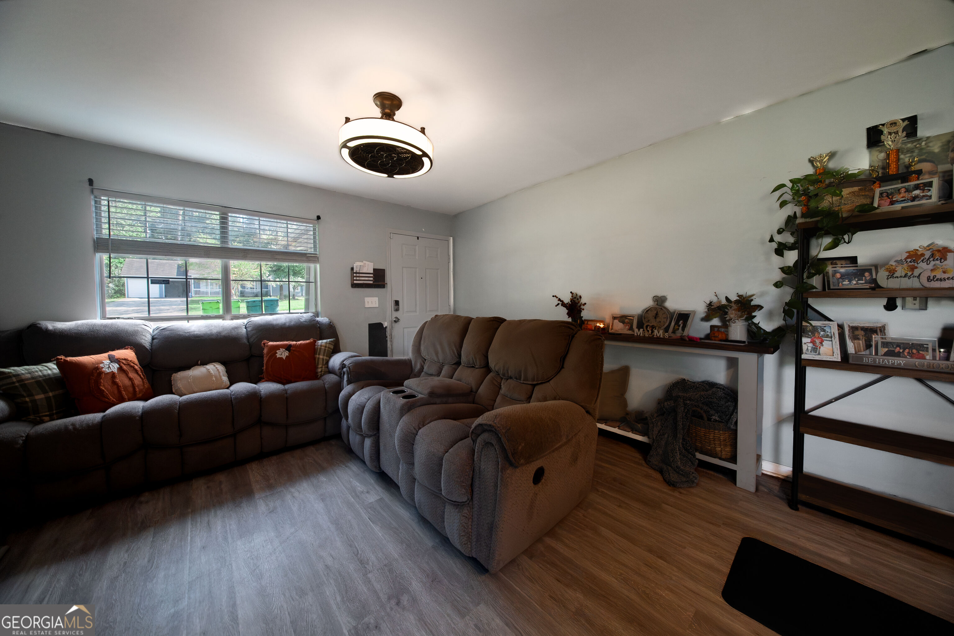1302 Iron Gate Boulevard Property Photo 2