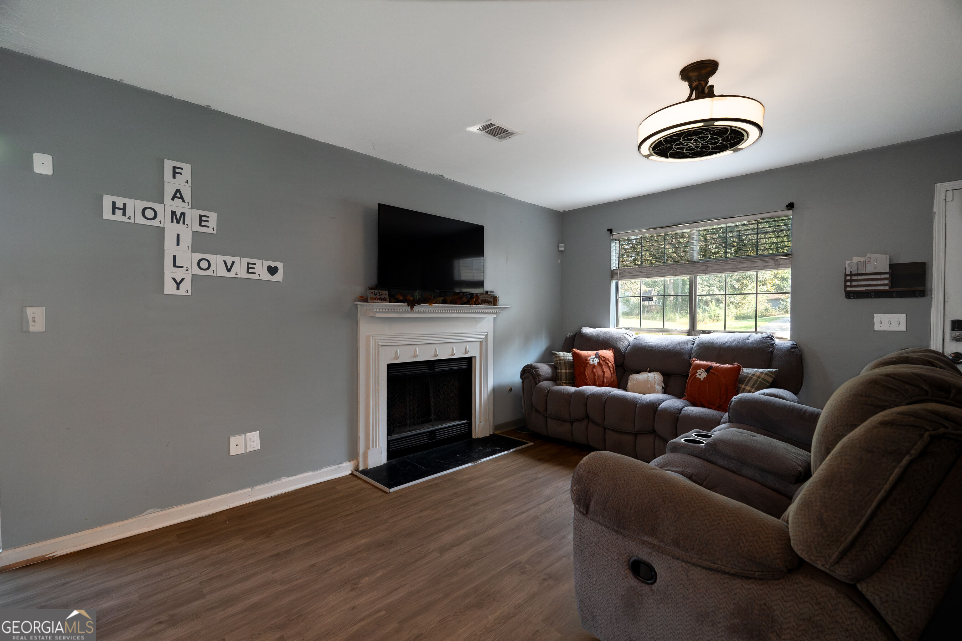 1302 Iron Gate Boulevard Property Photo 3