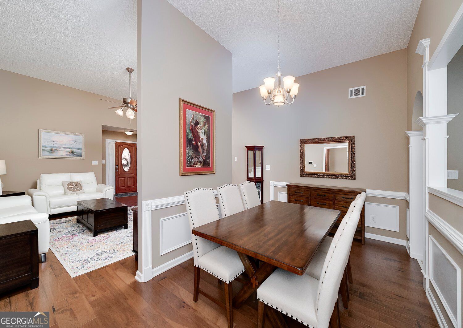 237 Prominent Loop Property Photo 10