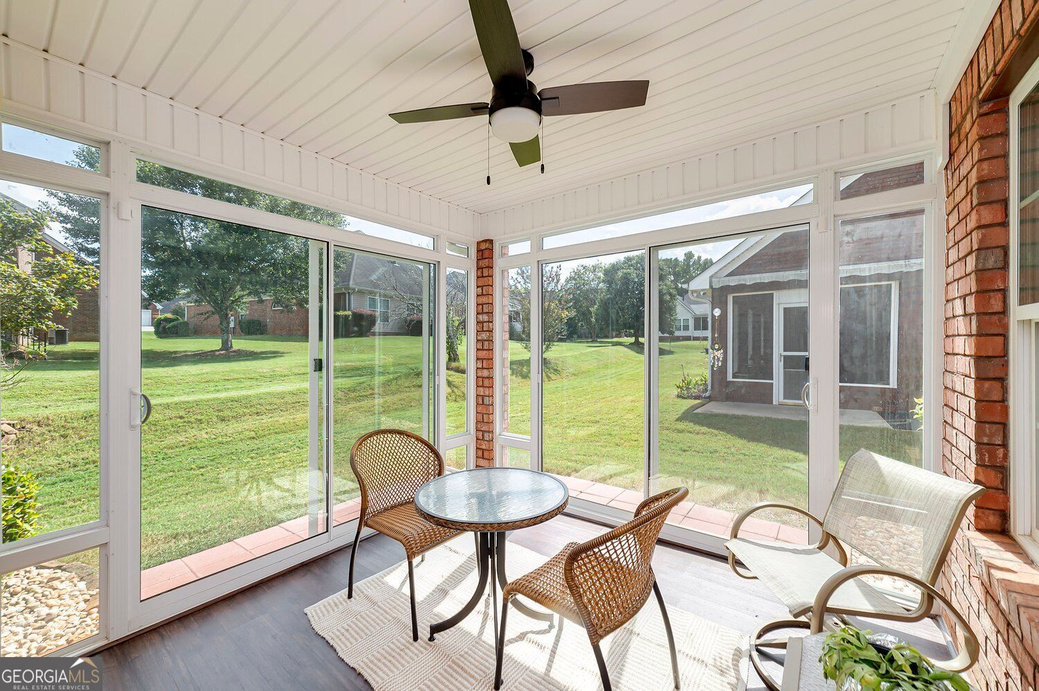 237 Prominent Loop Property Photo 29