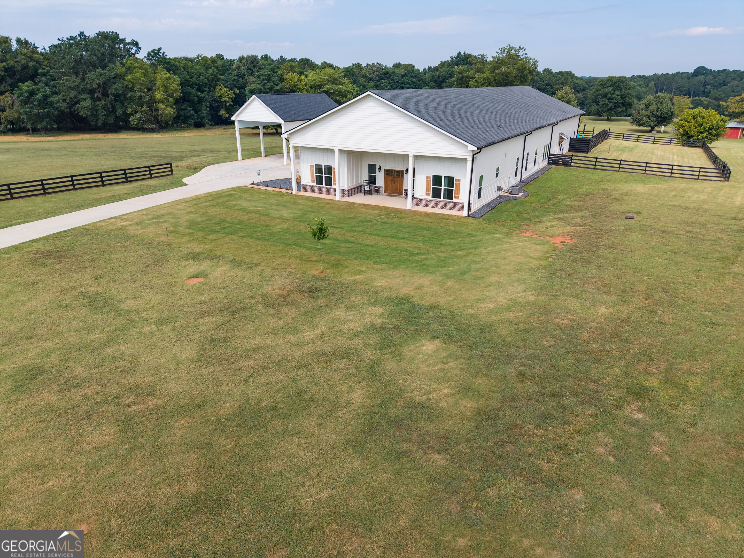 3441 Seven Islands Road Property Photo 2