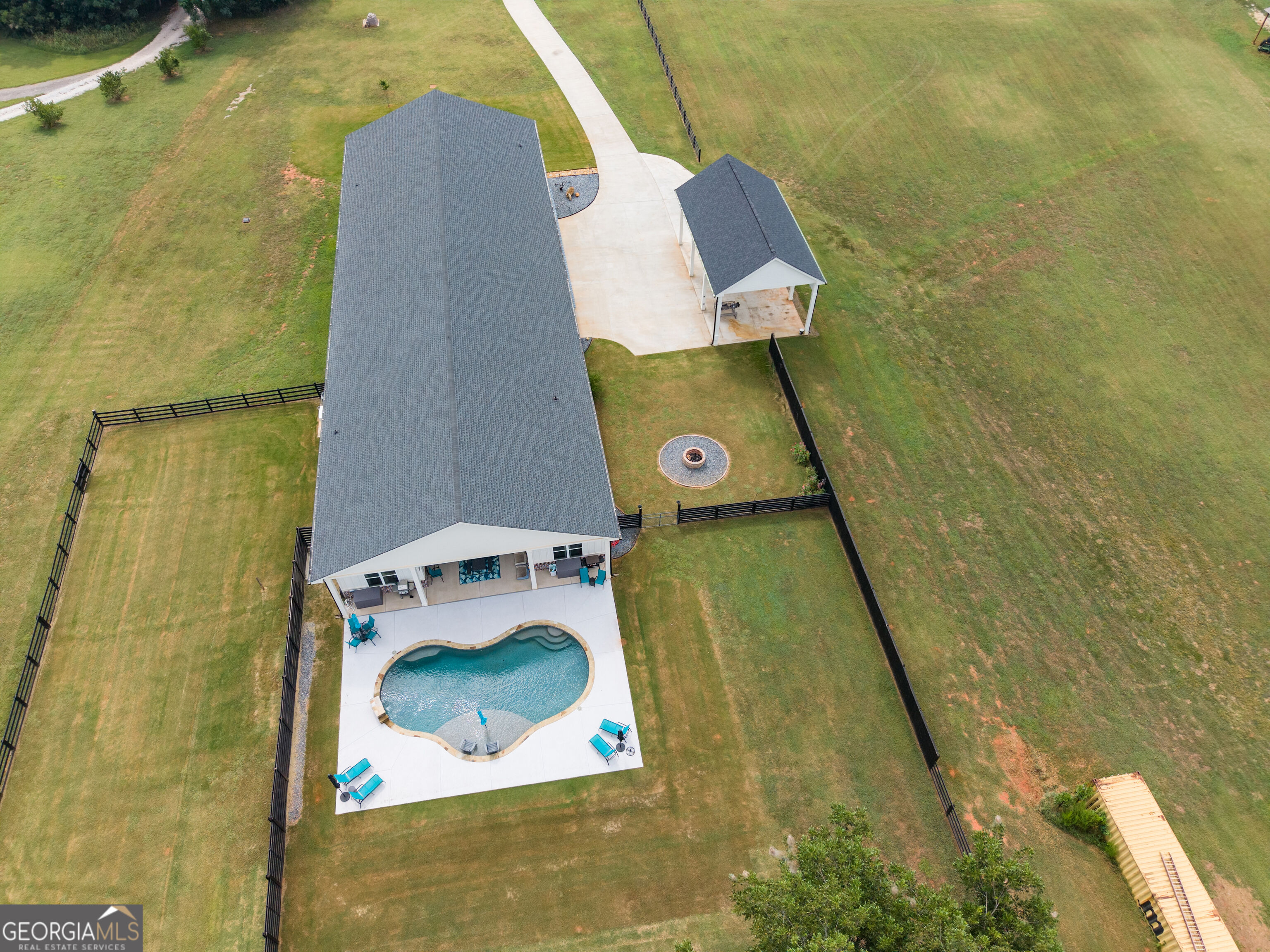 3441 Seven Islands Road Property Photo 6