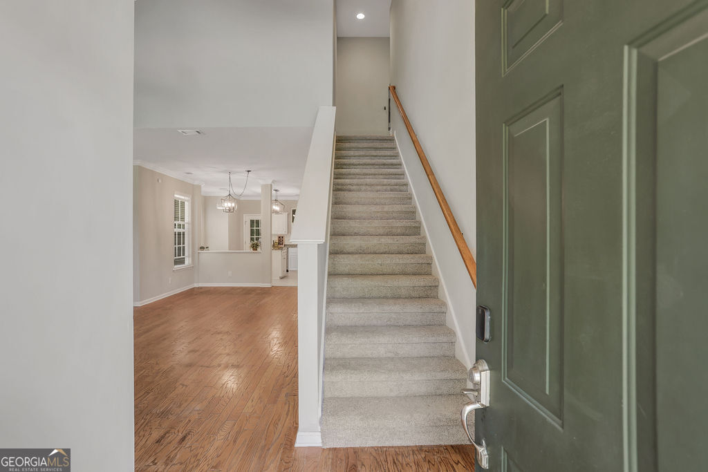 210 Brown Thrush Road Property Photo 4