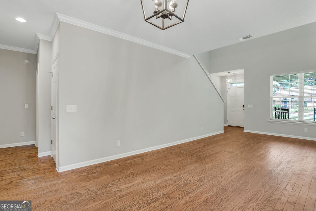 210 Brown Thrush Road Property Photo 9