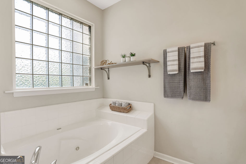 210 Brown Thrush Road Property Photo 25