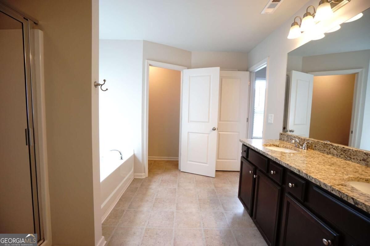 243 Fern Walk Property Photo 14