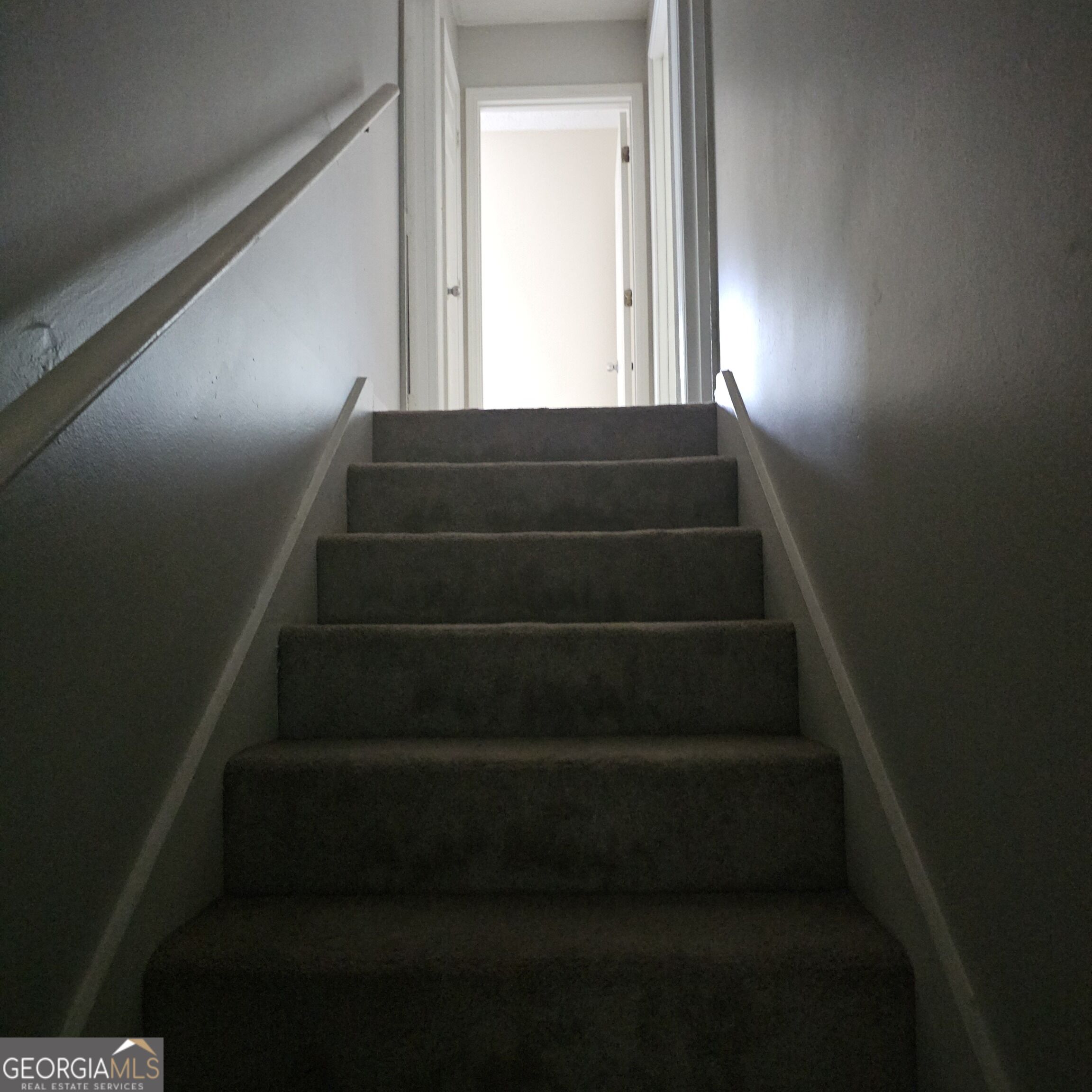 5906 Summerglen Lane Property Photo 4