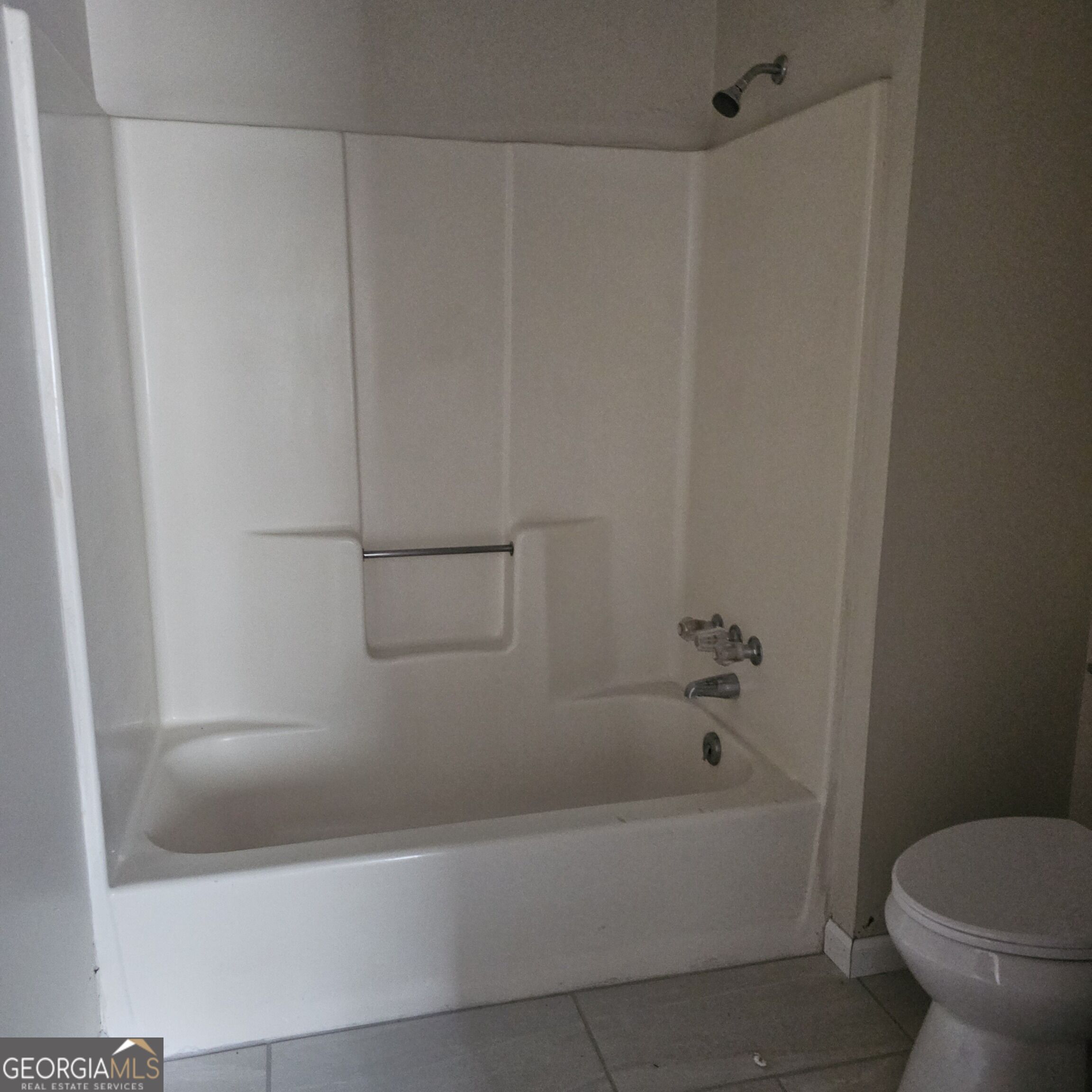 5906 Summerglen Lane Property Photo 6