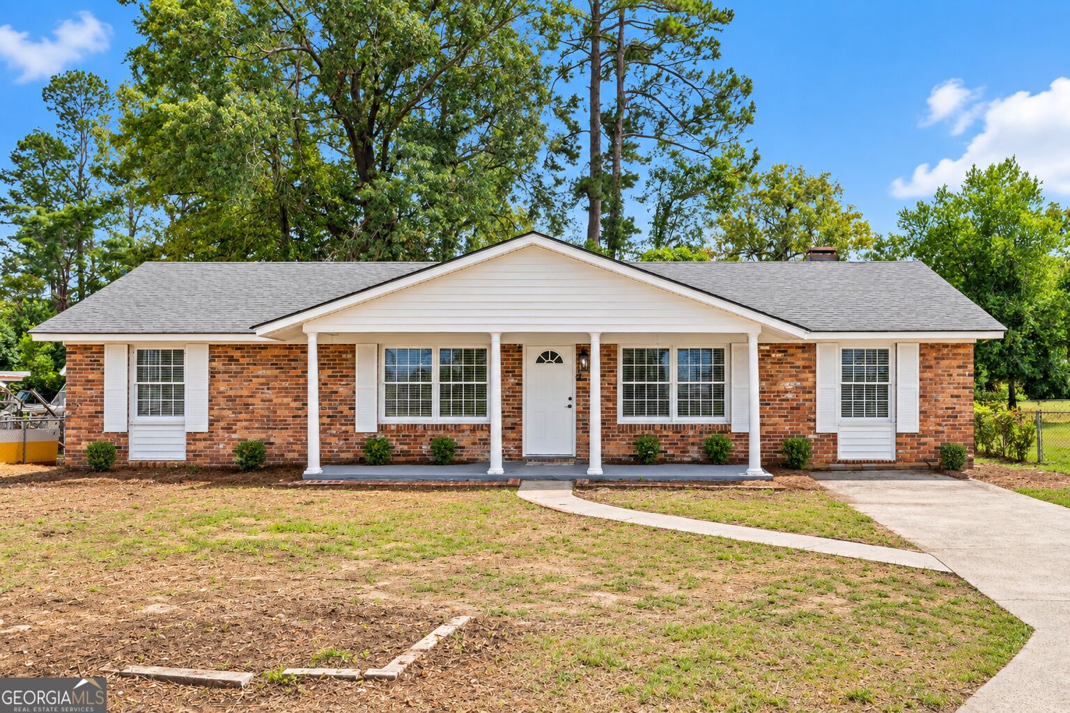 2541 Blueberry Drive Property Photo 1