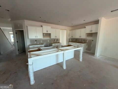 1016 Goldfinch Trail Property Photo 4