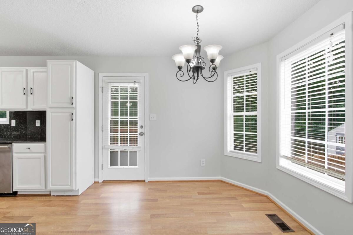 221 Glen Ridge Drive Property Photo 9