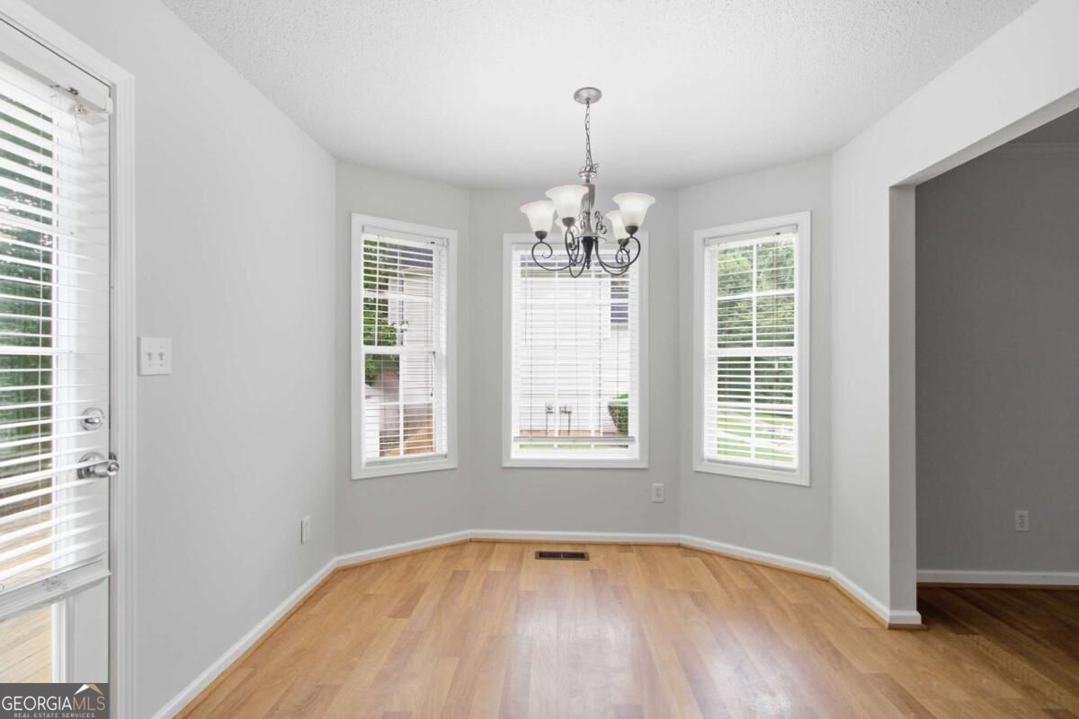 221 Glen Ridge Drive Property Photo 10