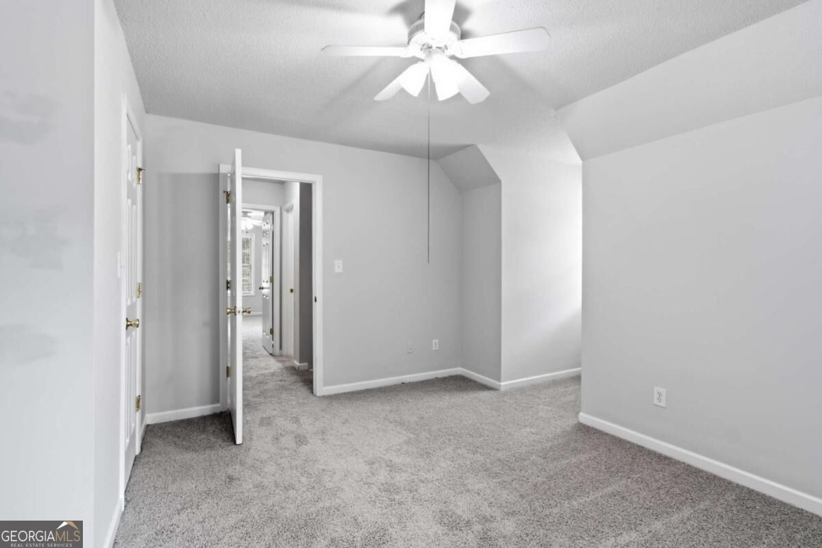 221 Glen Ridge Drive Property Photo 14