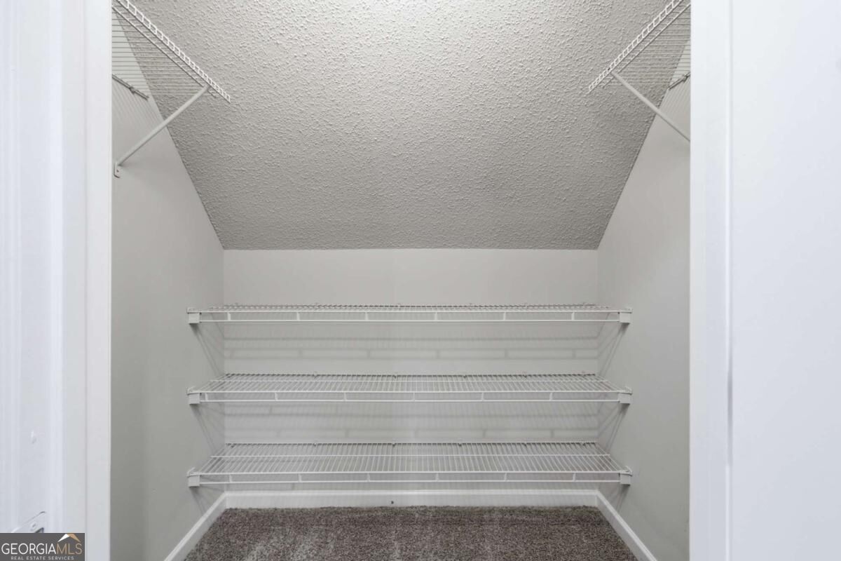 221 Glen Ridge Drive Property Photo 19