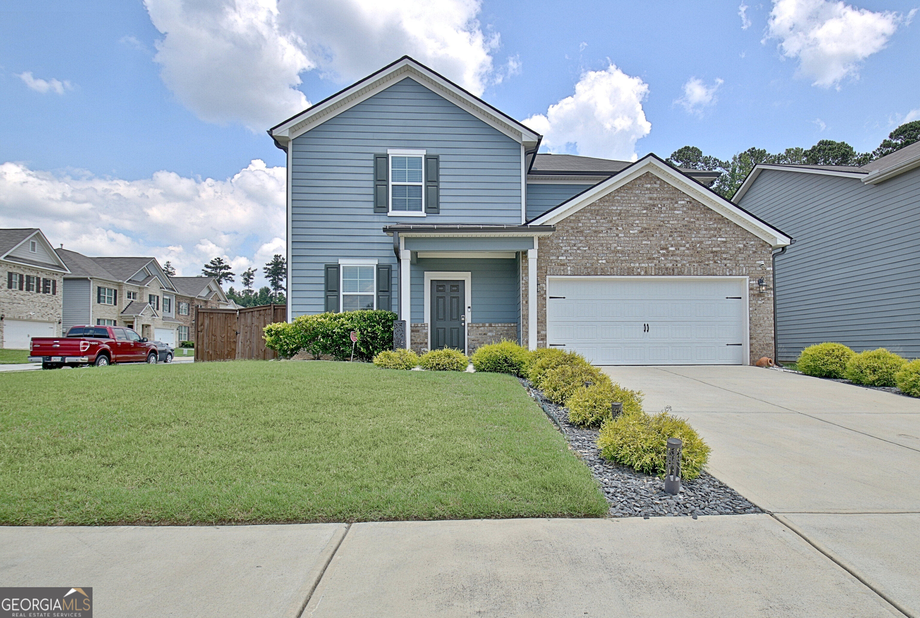 8077 Rudder Circle Property Photo 2