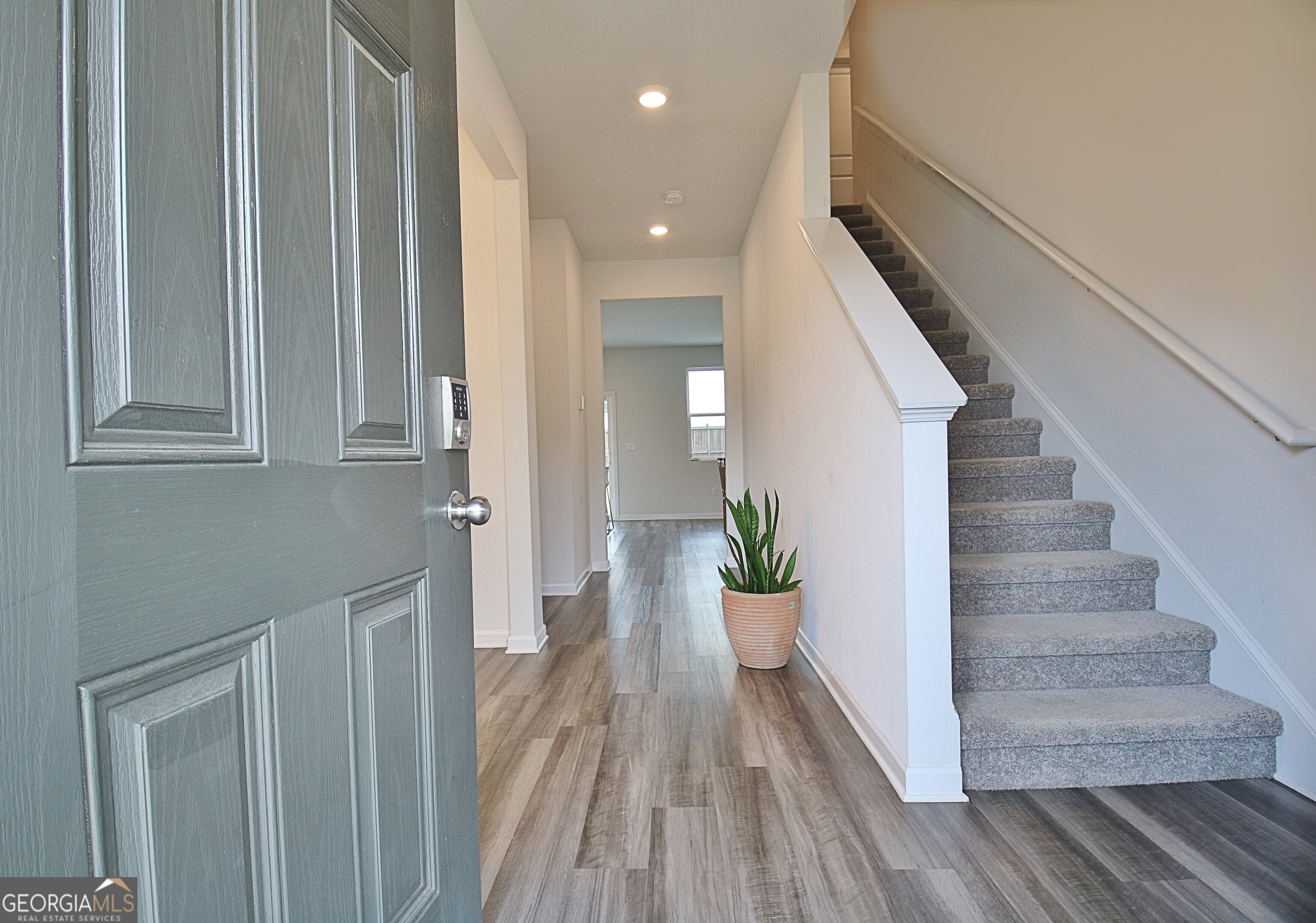 8077 Rudder Circle Property Photo 7