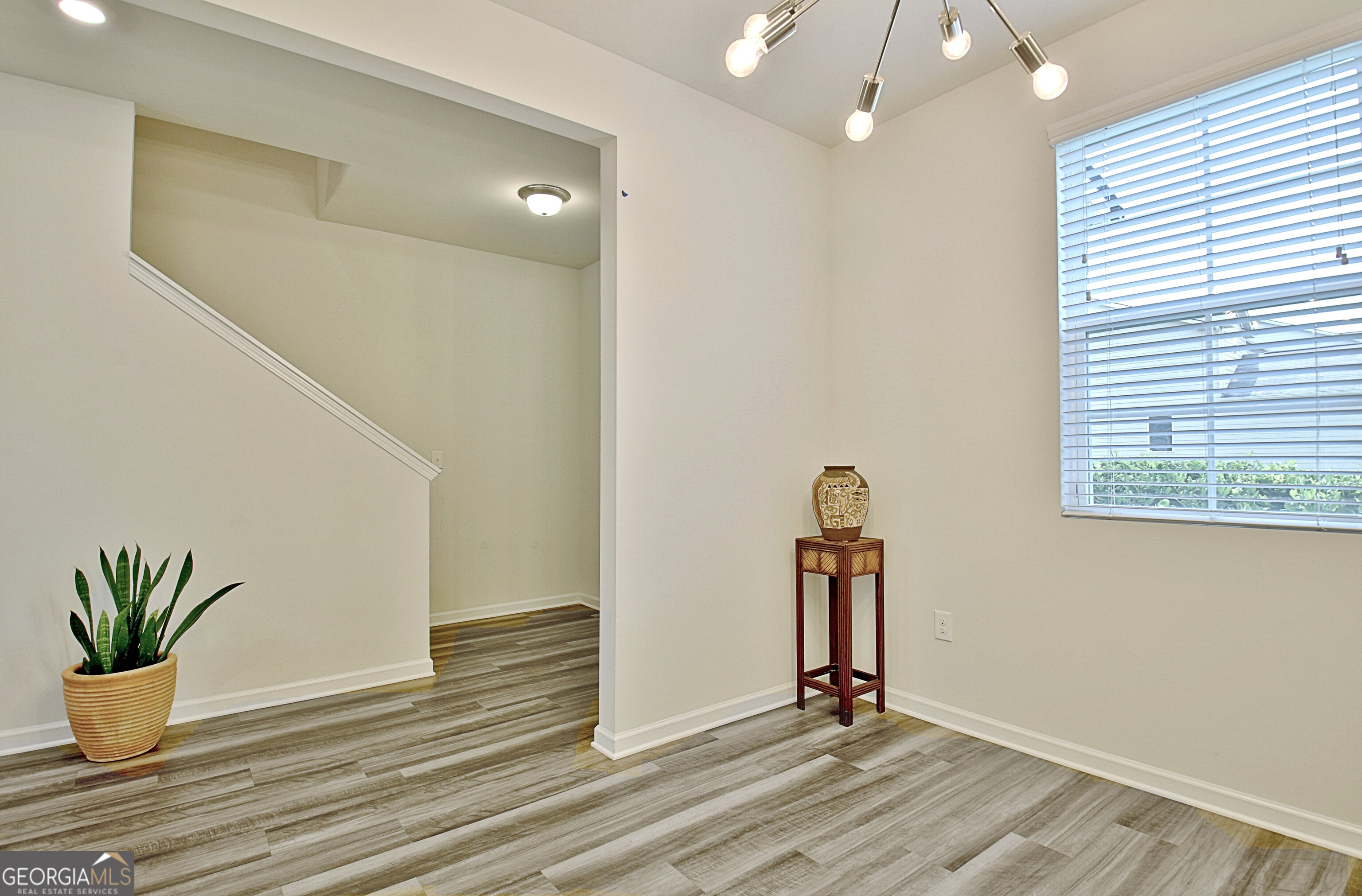 8077 Rudder Circle Property Photo 10