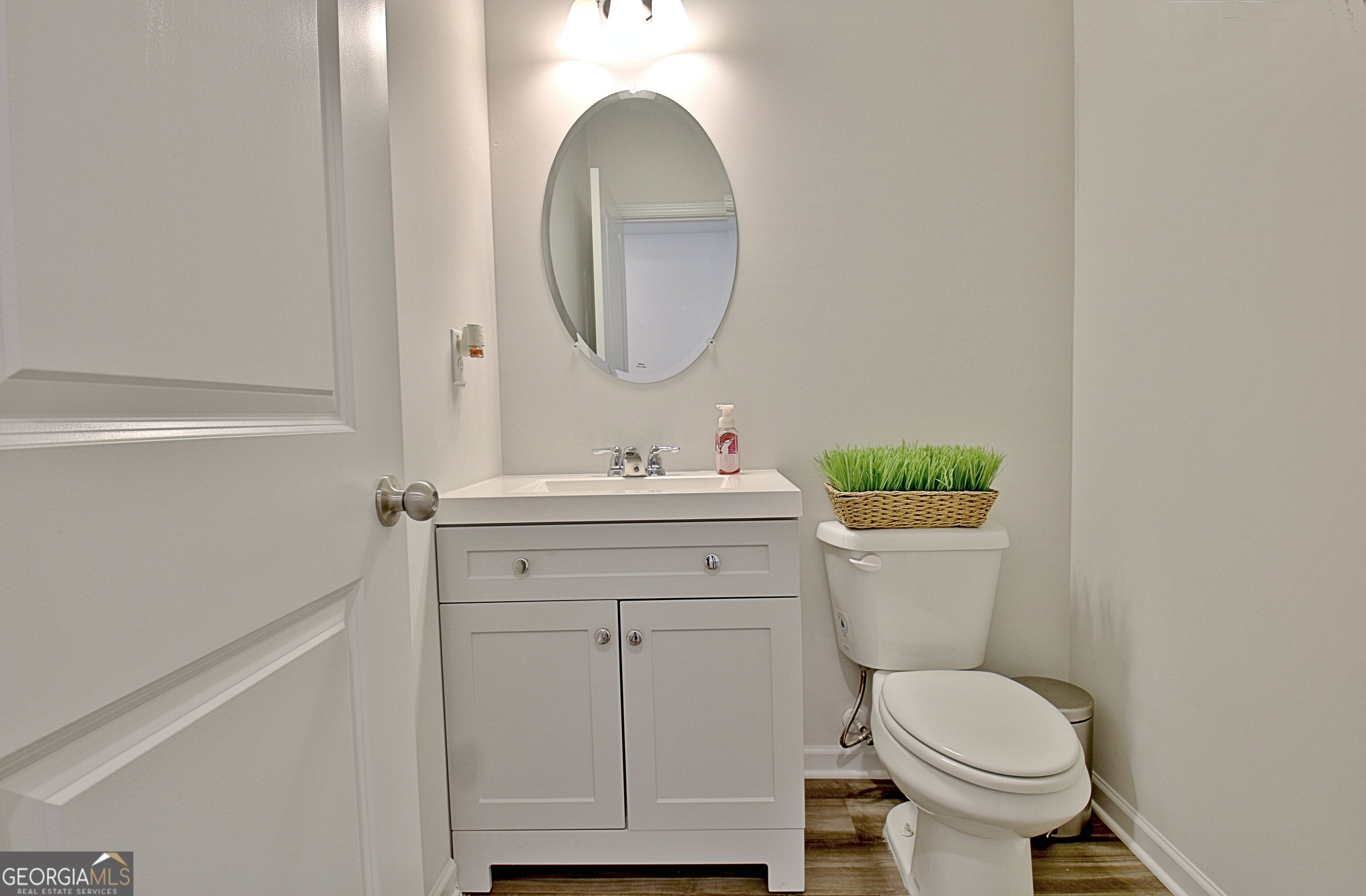 8077 Rudder Circle Property Photo 13