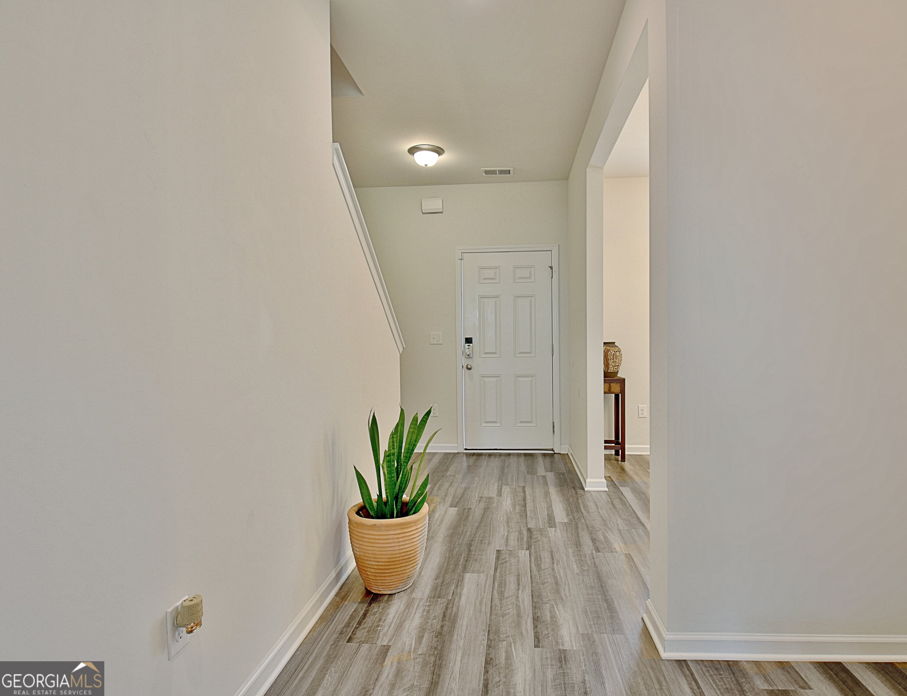 8077 Rudder Circle Property Photo 14
