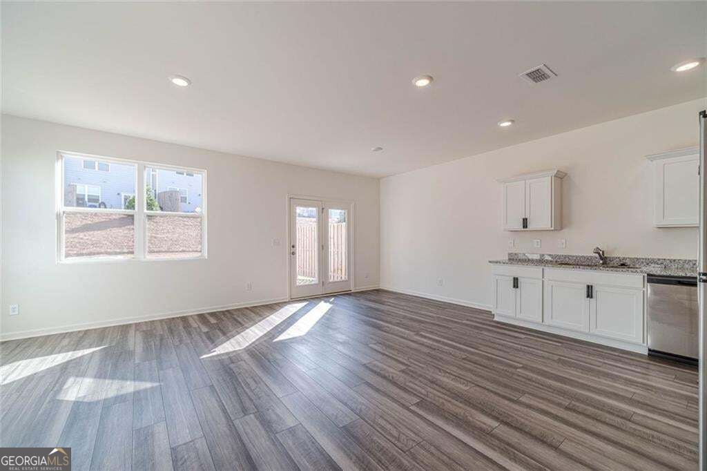 29 Padley Drive Property Photo 4