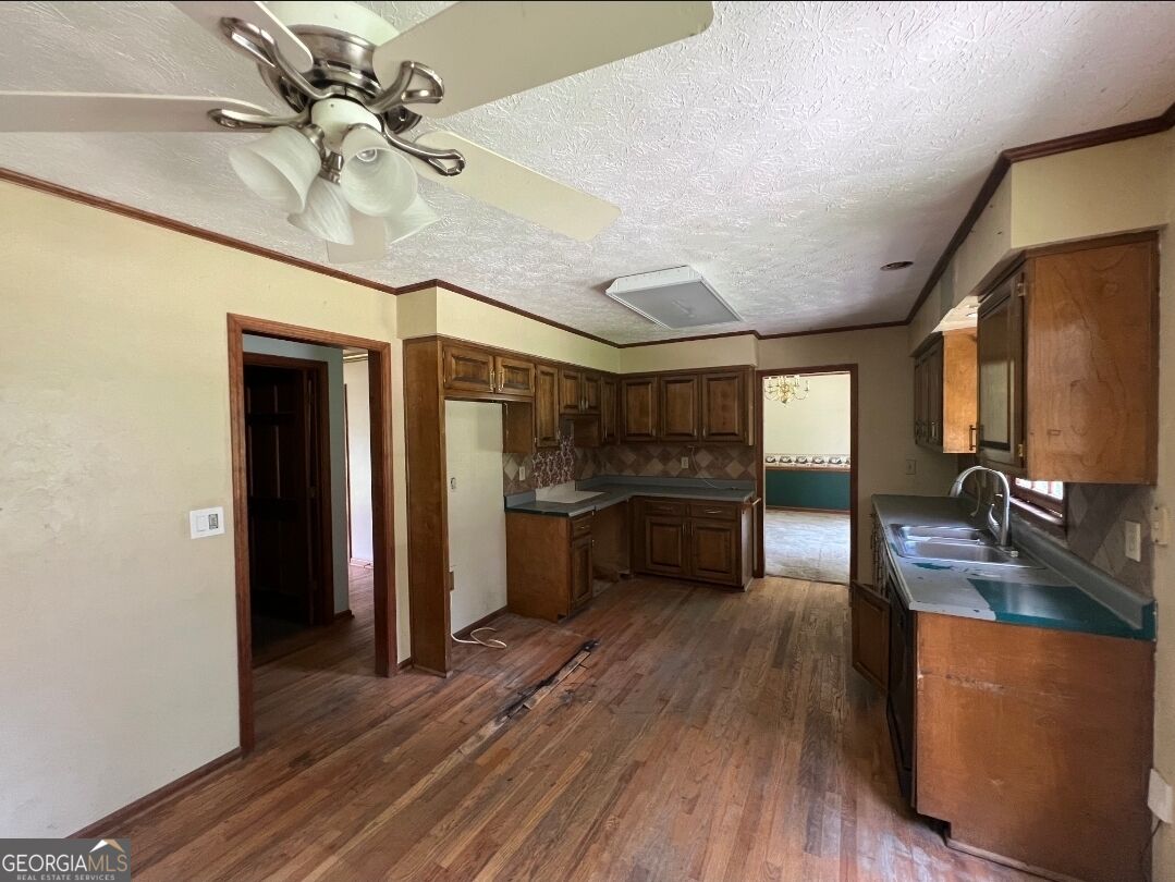 603 Hastings Way Property Photo 7