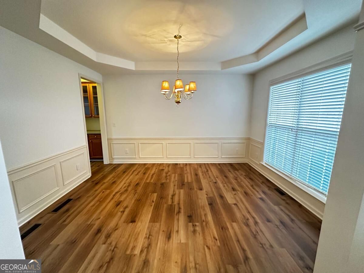 711 Hexham Court Property Photo 4