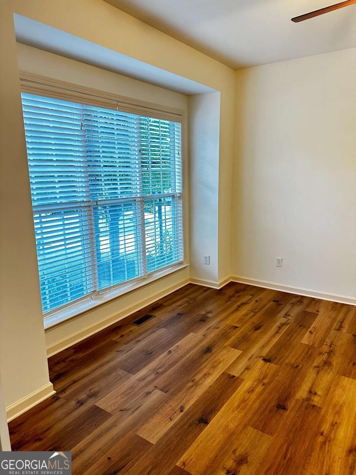 711 Hexham Court Property Photo 6