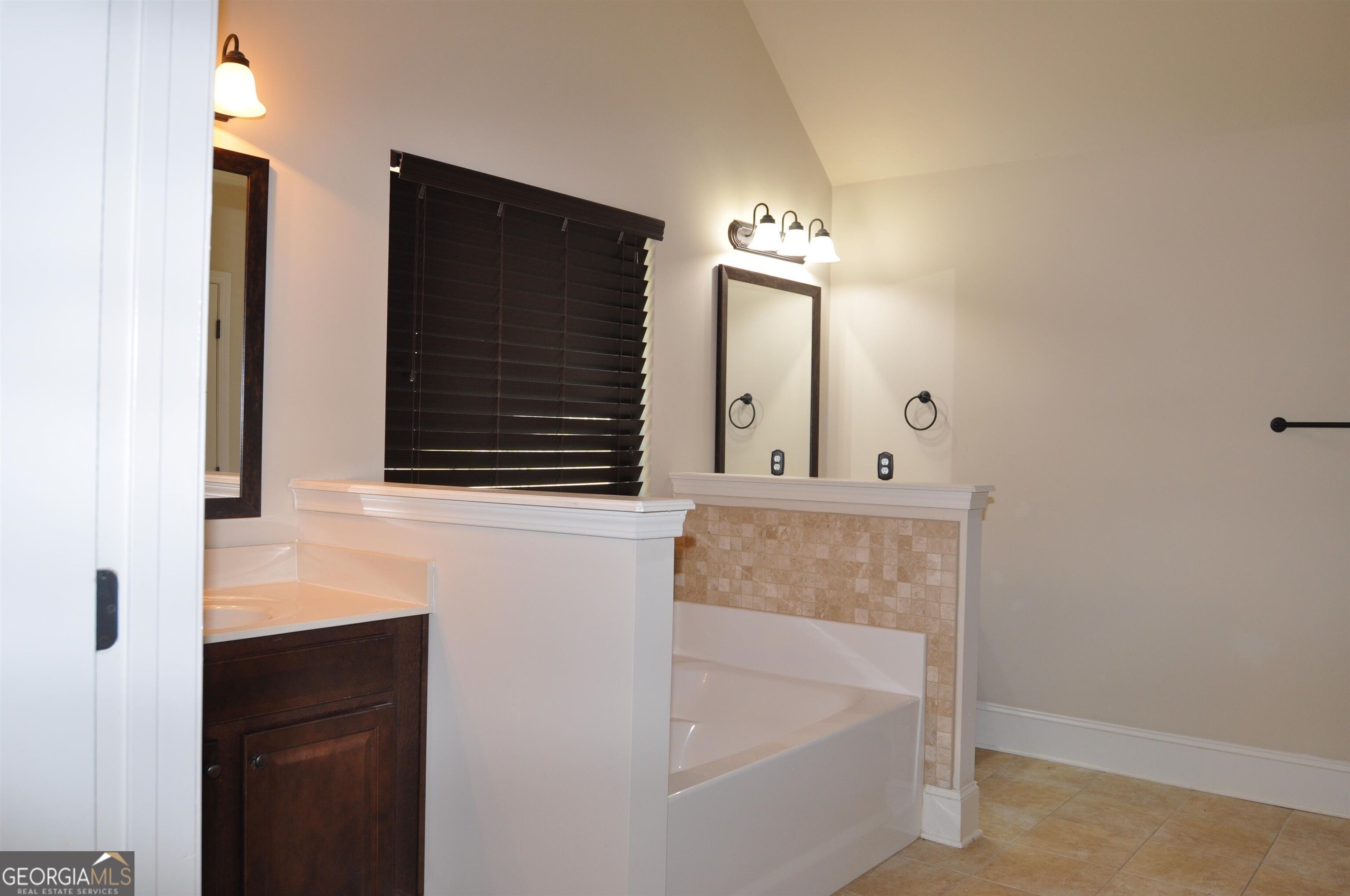 337 Snow Bird Drive Property Photo 17