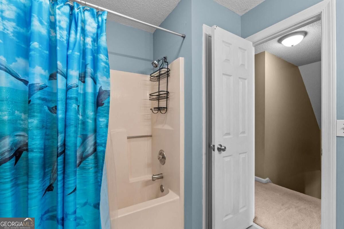 17 Mountain Oaks Drive Property Photo 37