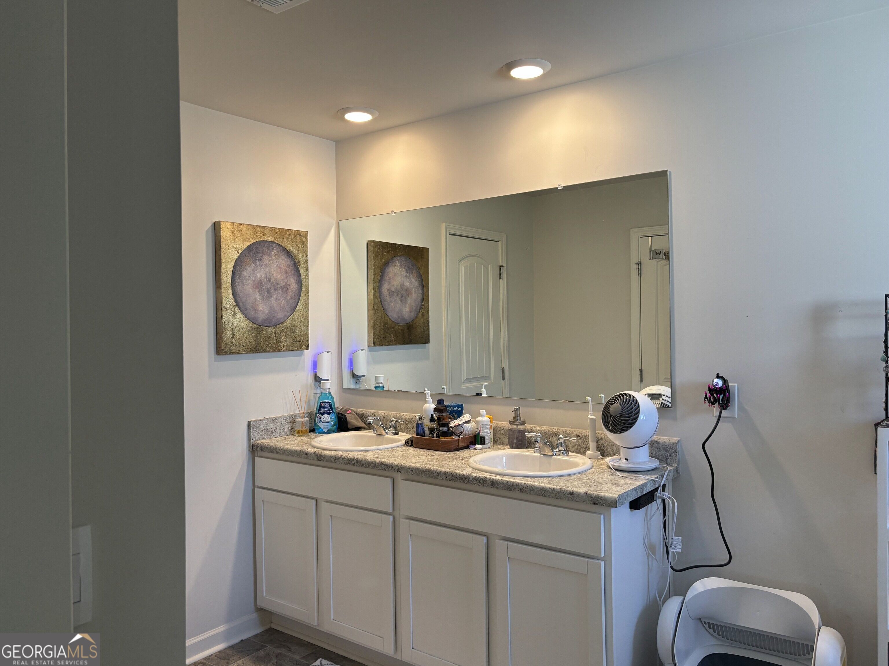 65 White Cedar Drive Property Photo 10