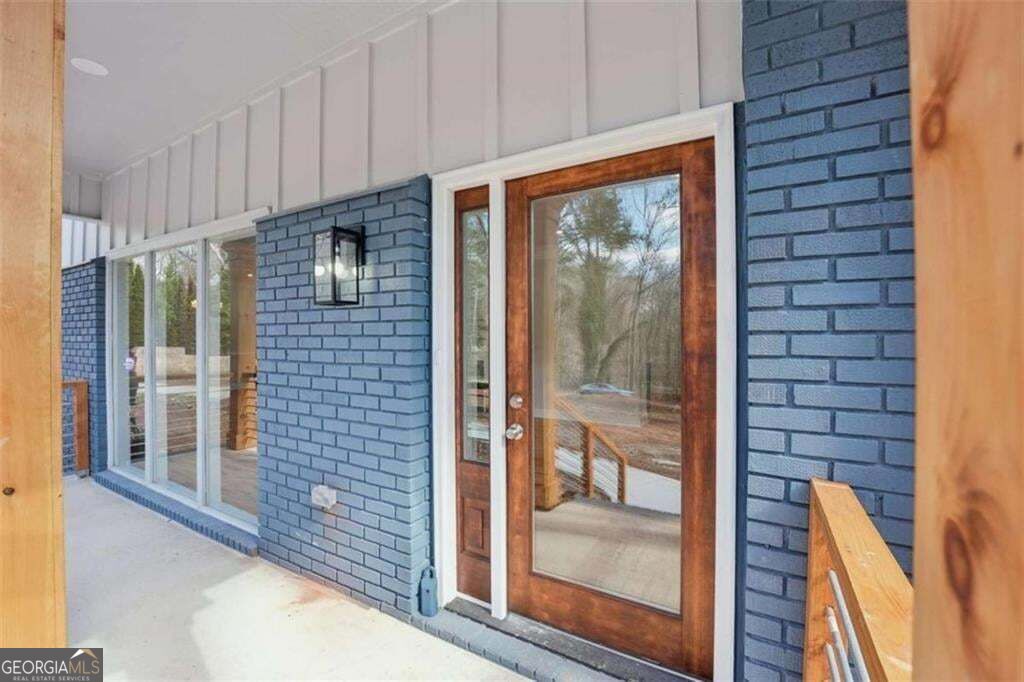 4015 Cascade Road Sw Property Photo 3